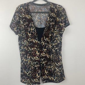 Notations womans blouse size L animal print short sleeves v-neck line